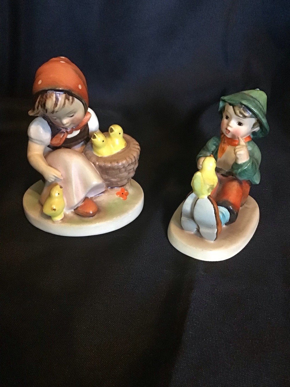 Stunning Pair of Vintage Hummel figurines